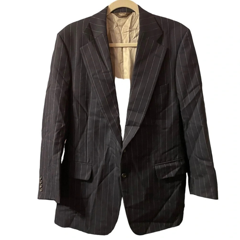 PAUL STUART NAVY BLUE WOOL PINSTRIPE SPORTS COAT